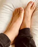 Feetures Feet