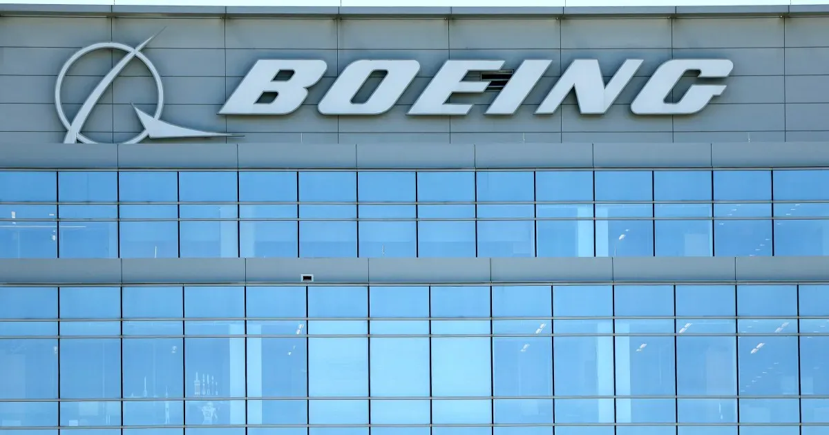 Acting US labour secretary to meet with Boeing and union to end impasse