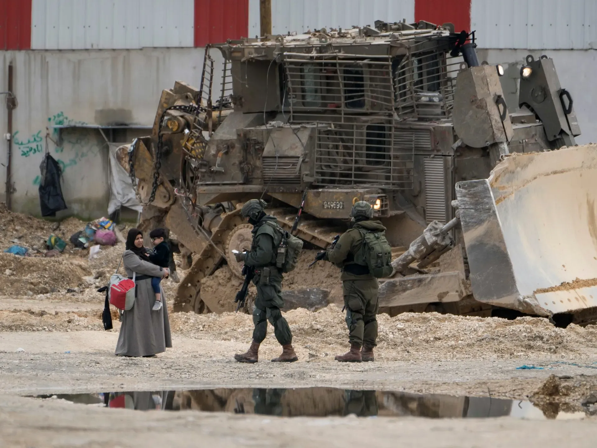 Amid deadly raids, Israeli army orders evacuation of another West Bank camp