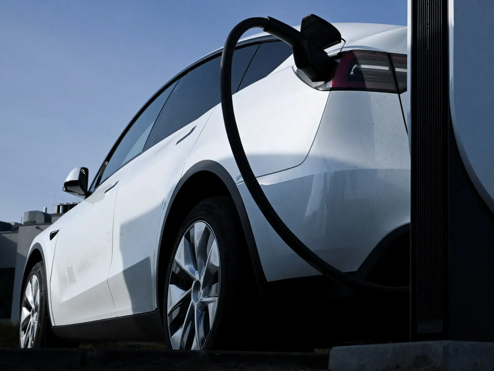 Tesla sales plummet in Europe despite EV growth