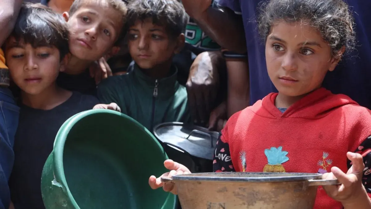 Israel maintains minimal aid deliveries to Gaza amid hunger crisis