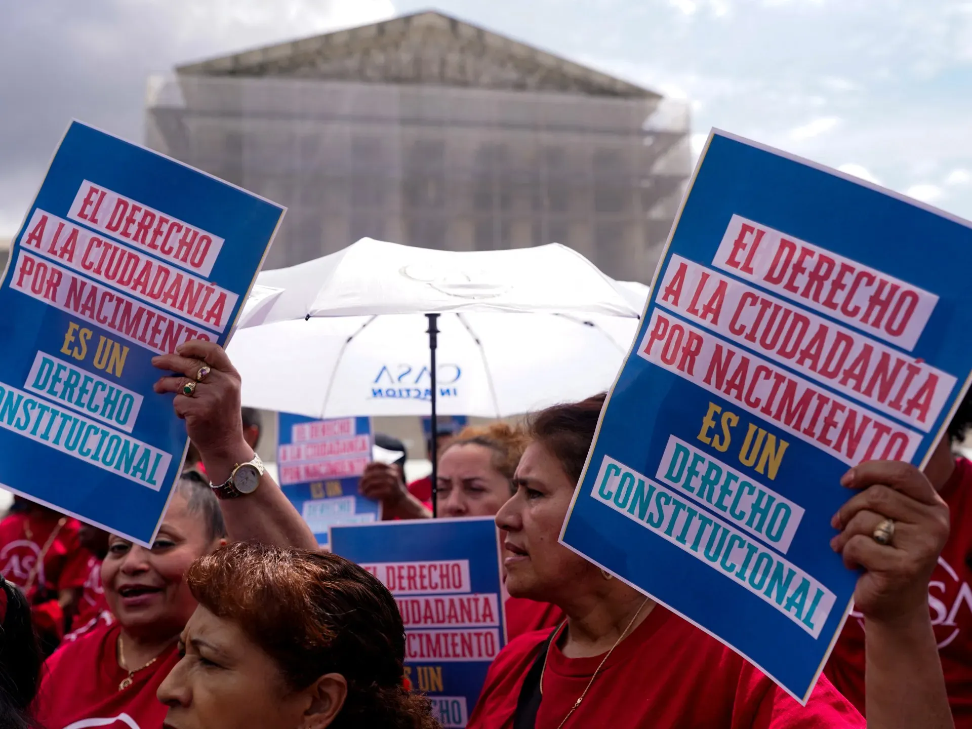 US Supreme Court grills Trump administration over birthright citizenship