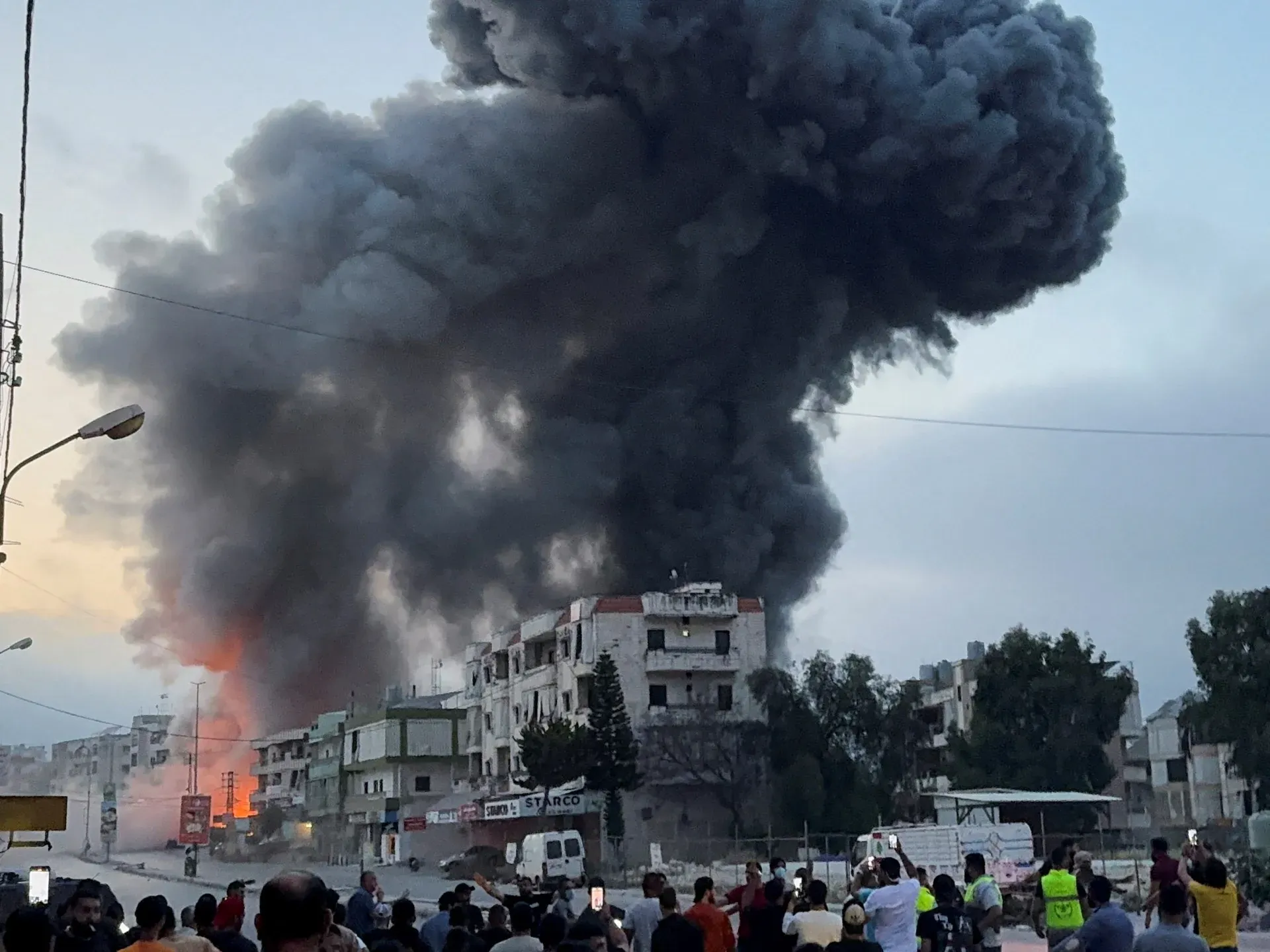Lebanese PM condemns wave of Israeli attacks on southern Lebanon
