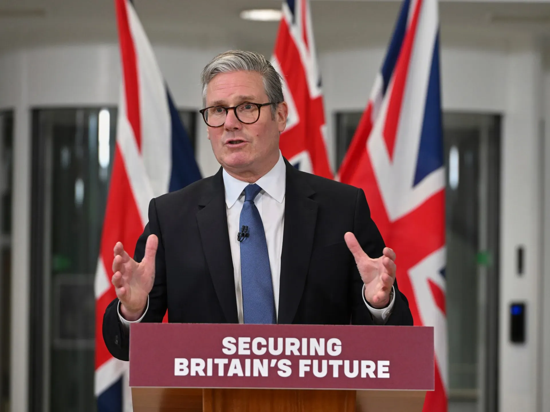 ‘Betrayal’ or ‘win-win’?: Britain’s EU deal reopens old wounds