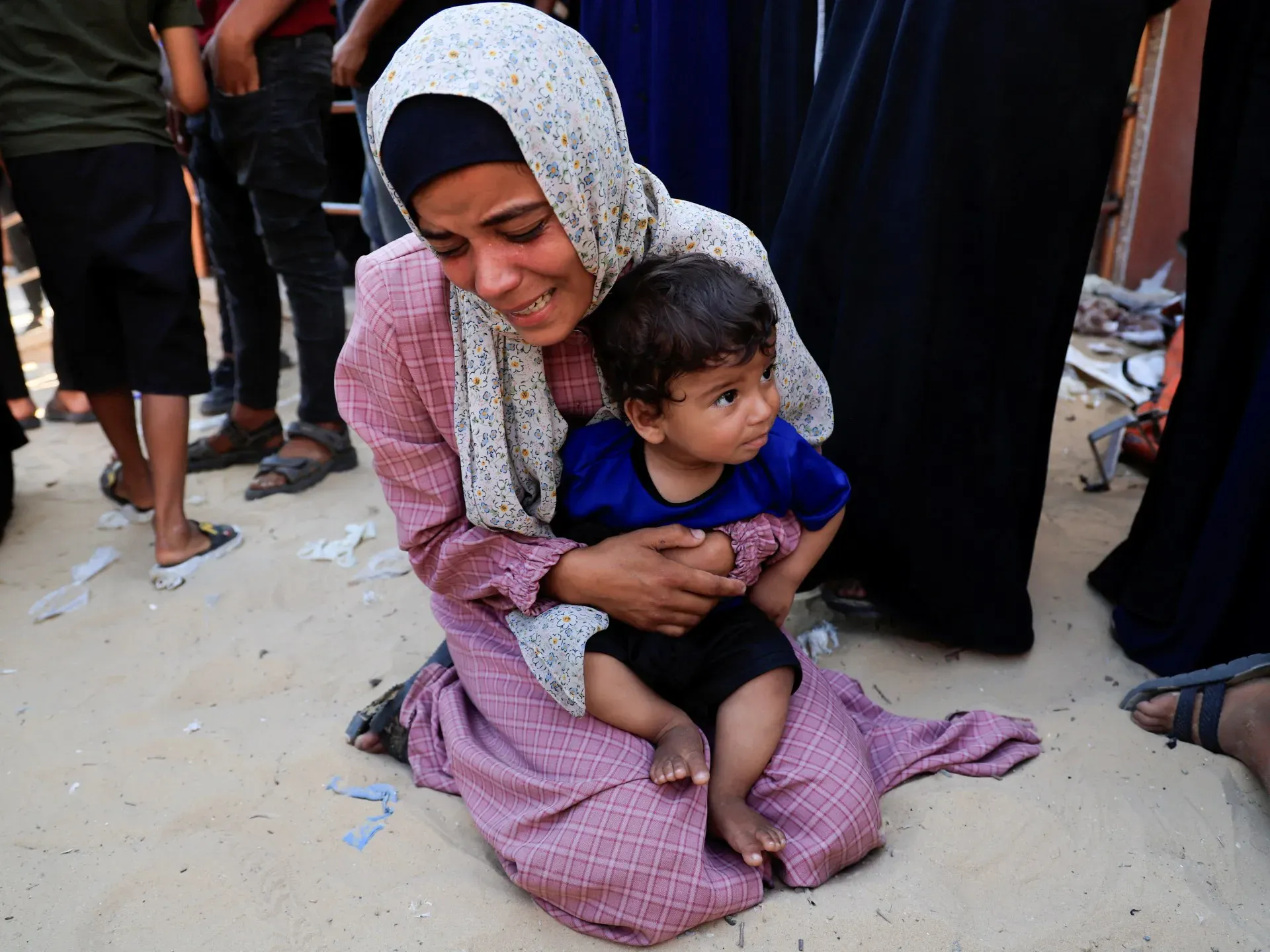 Israeli air strikes kill dozens in Gaza amid worsening humanitarian crisis