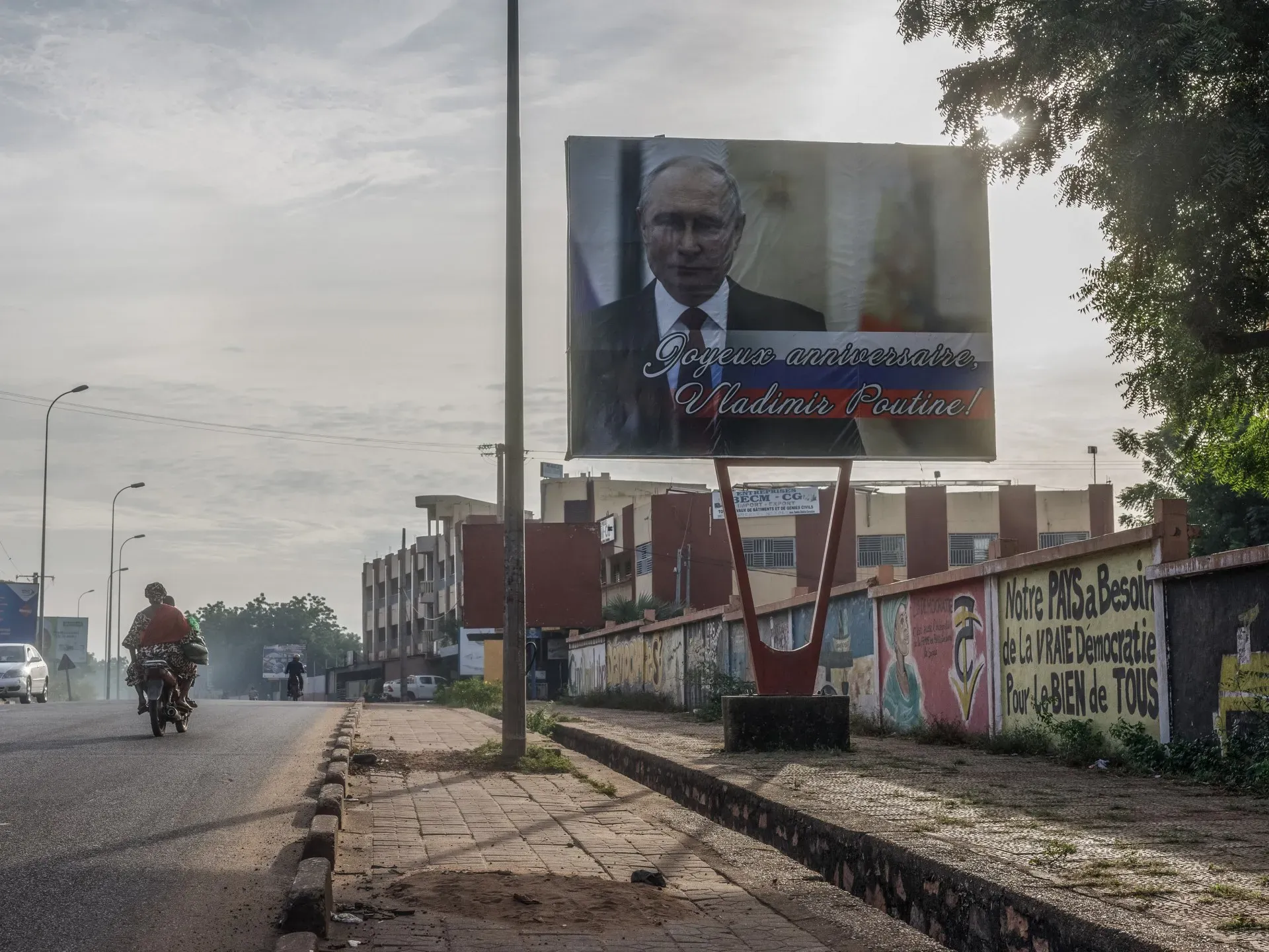Russia plans to boost economic and military ties in Africa