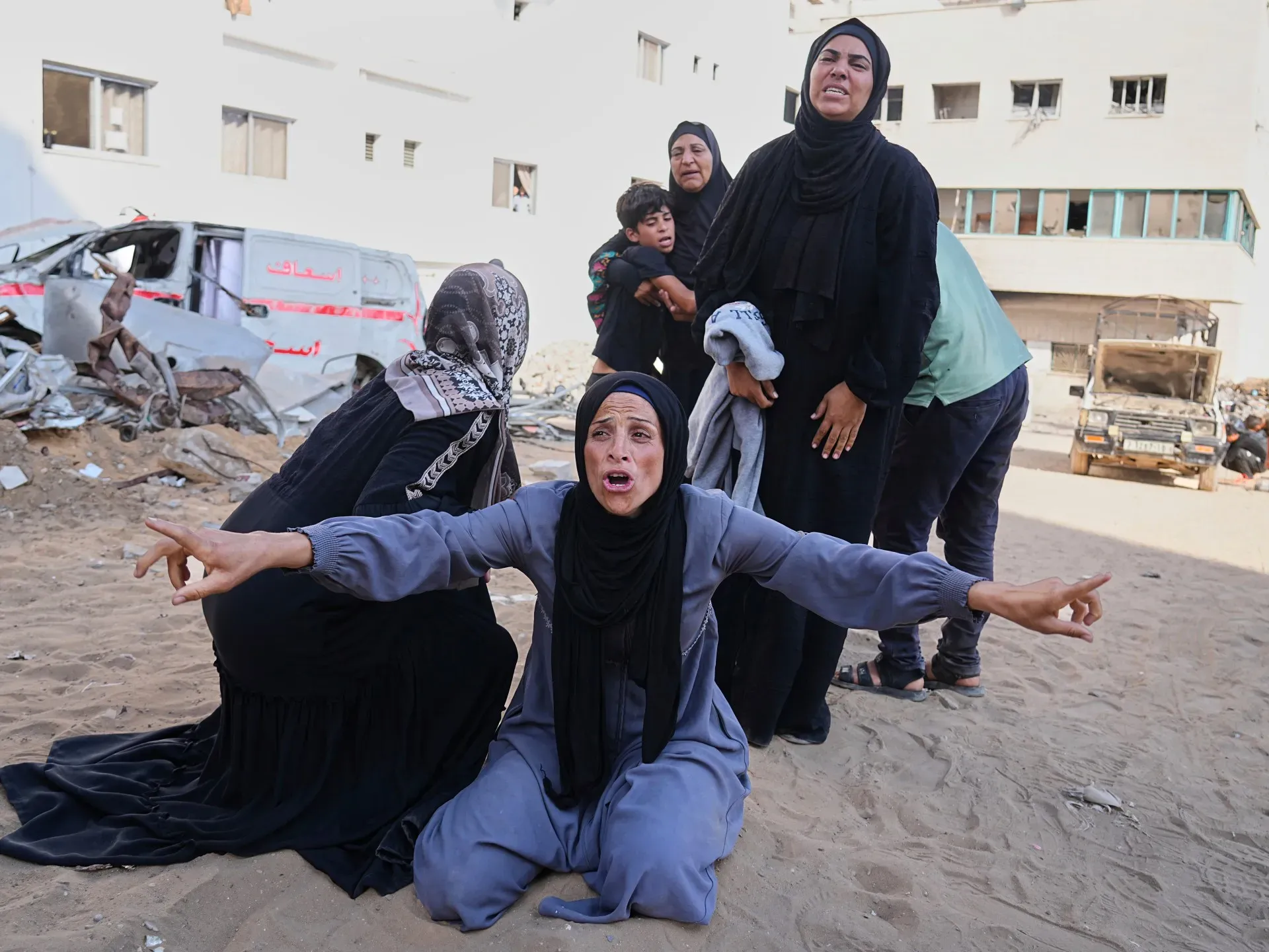 Israeli forces kill 47 Palestinians in Gaza, including 11 seeking aid
