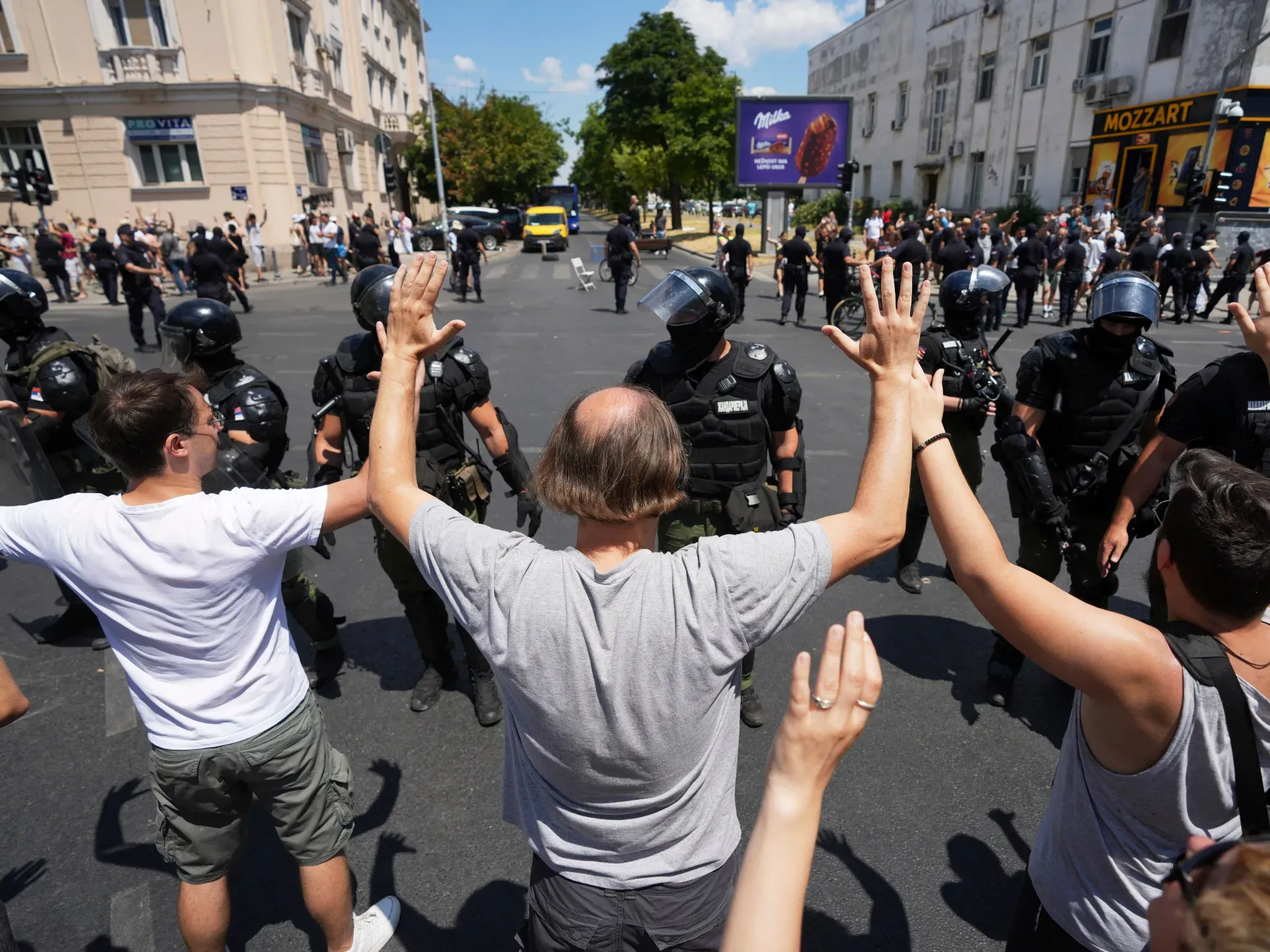 Serbian police remove Belgrade street blockades, more protesters arrested
