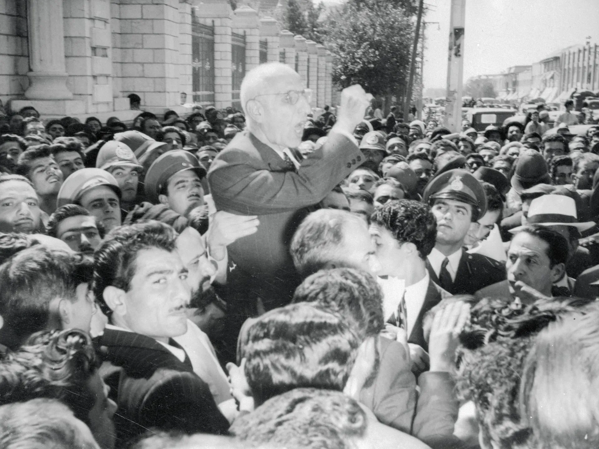 ‘Regime change’ in Iran: The West’s undemocratic history