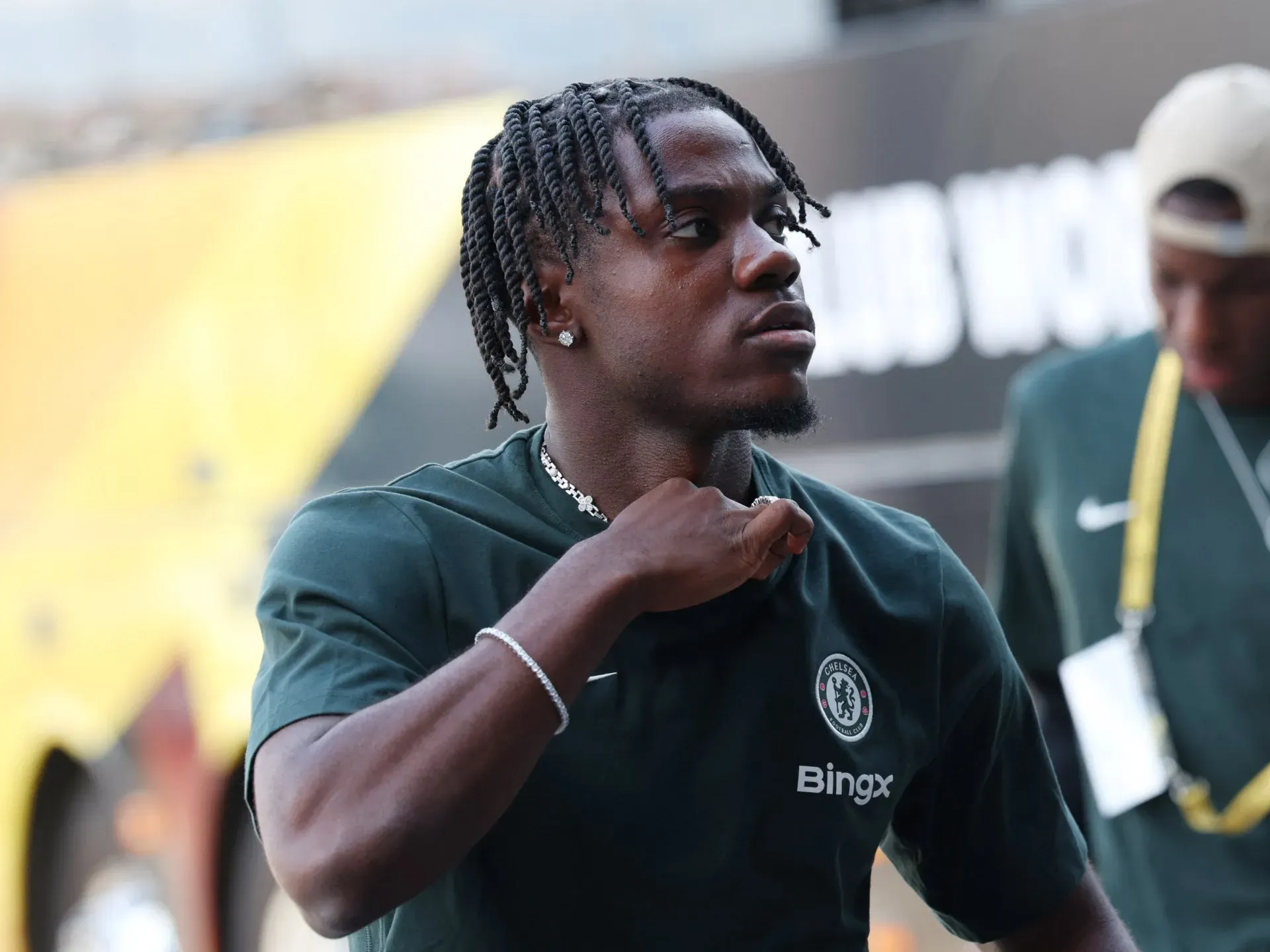 Arsenal seal Madueke signing from Chelsea in divisive move