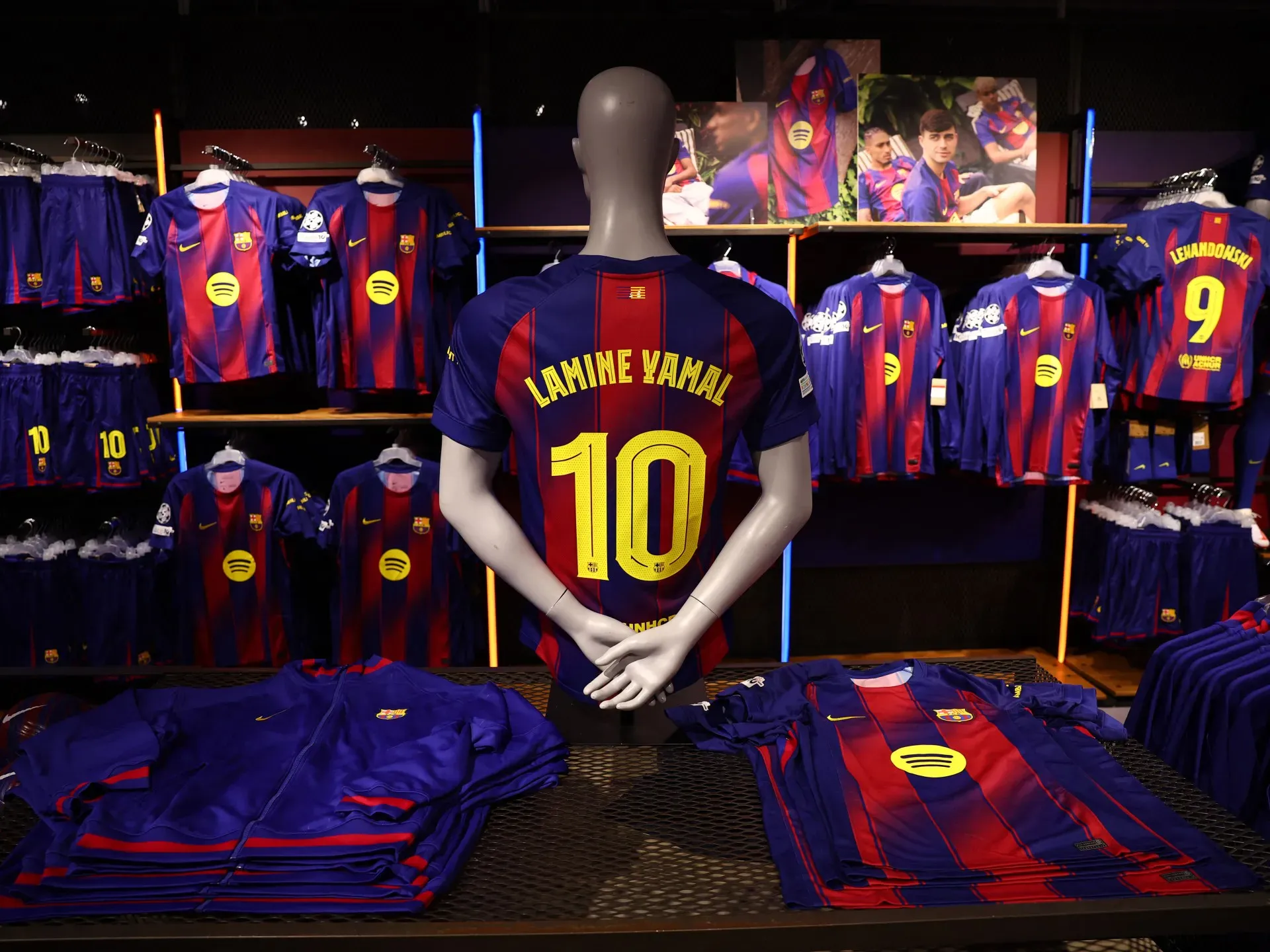 Barcelona talks with DR Congo leaked ahead of new sponsorship deal