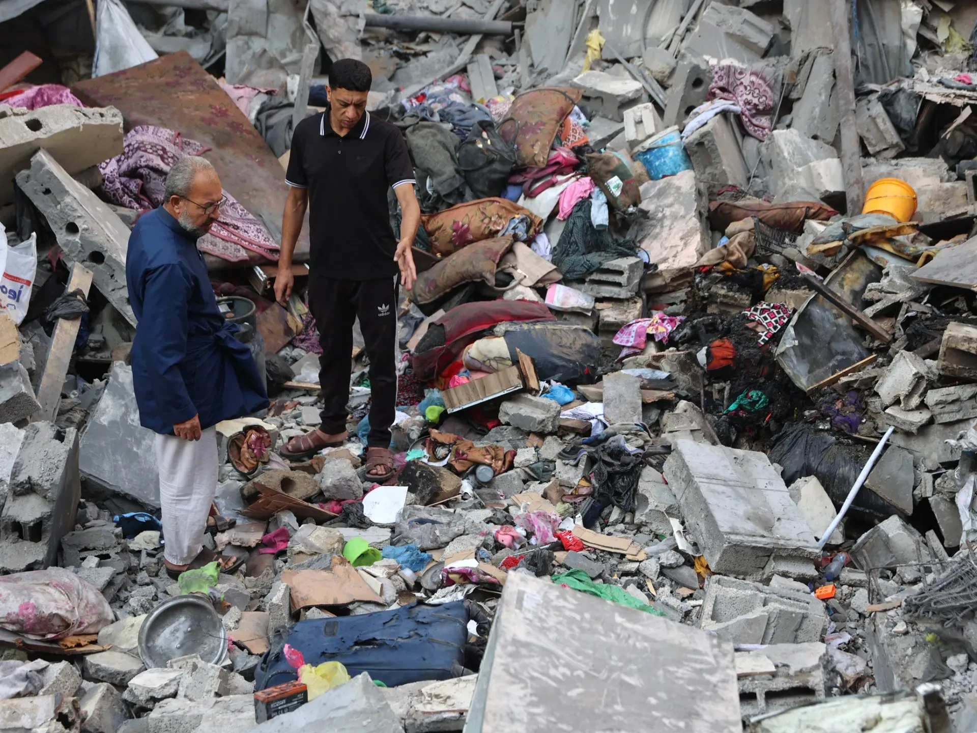 Hamas agrees to release 10 captives as Israeli attacks kill 74 in Gaza
