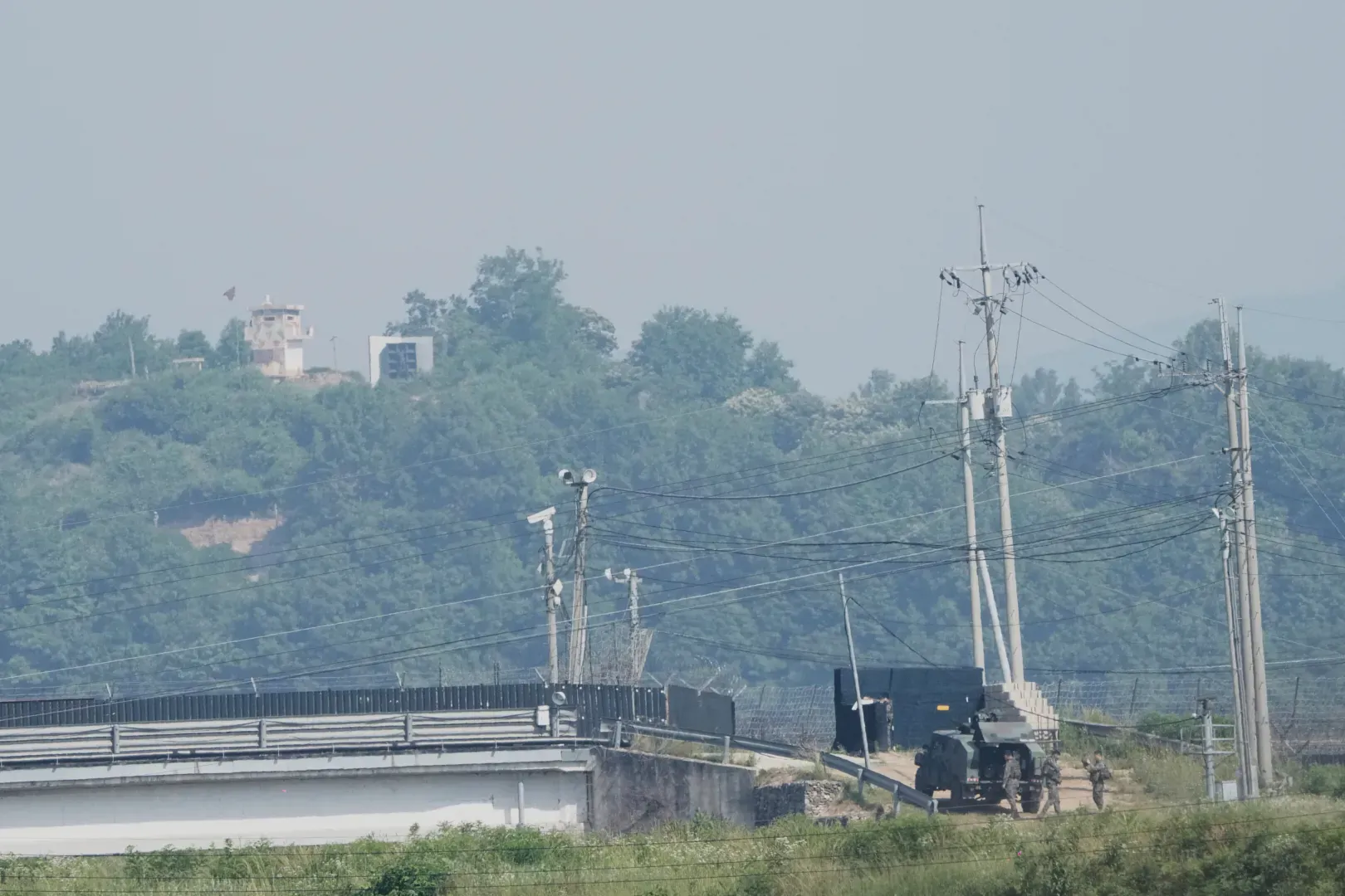 North Korean man crosses heavily fortified DMZ border to South Korea