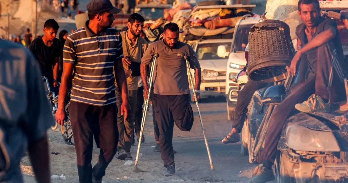 Israel intensifies Gaza strikes, issues threat to residents to move south