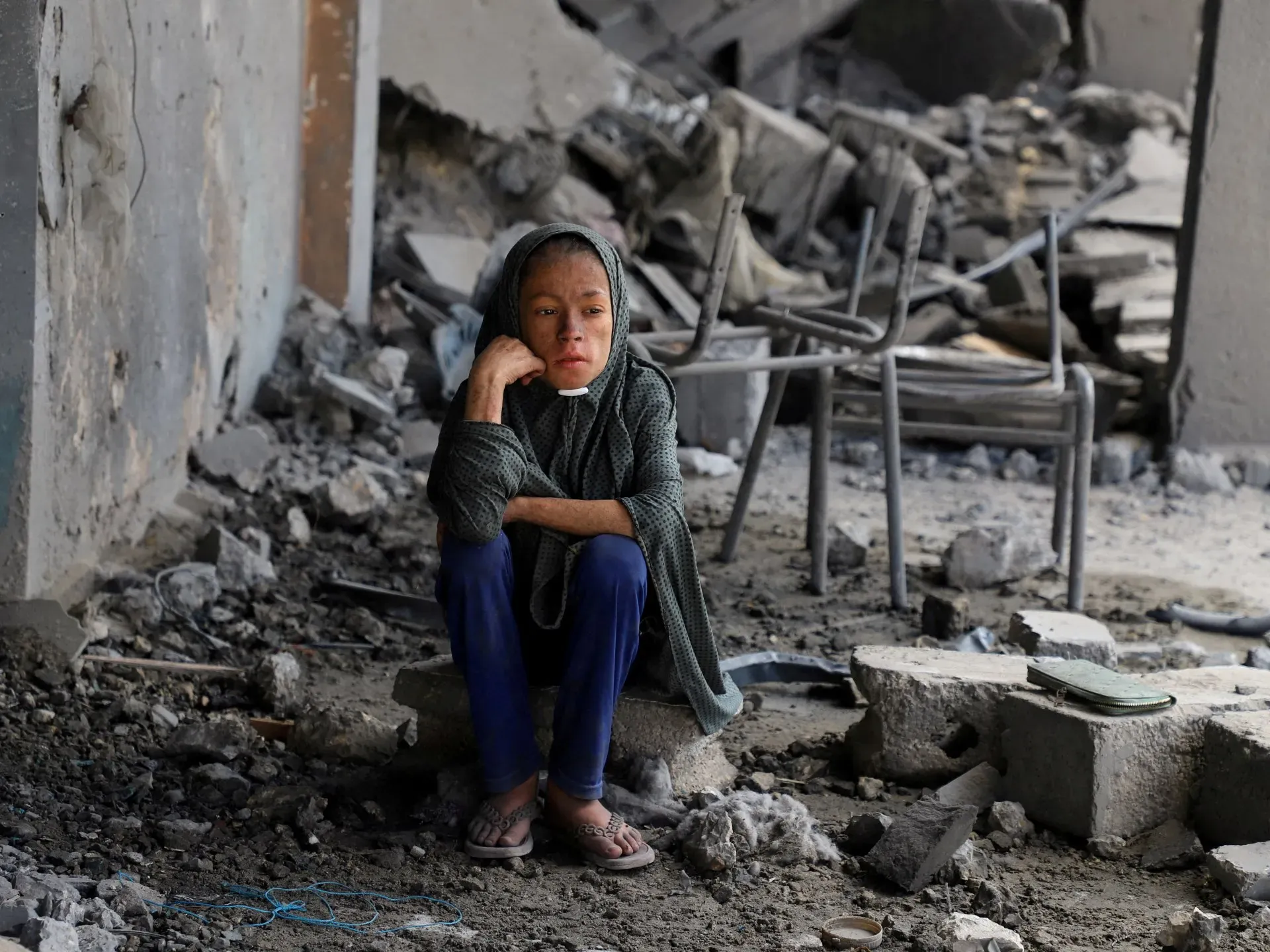 Israel threatens all staying in Gaza City, kills at least 20 in enclave
