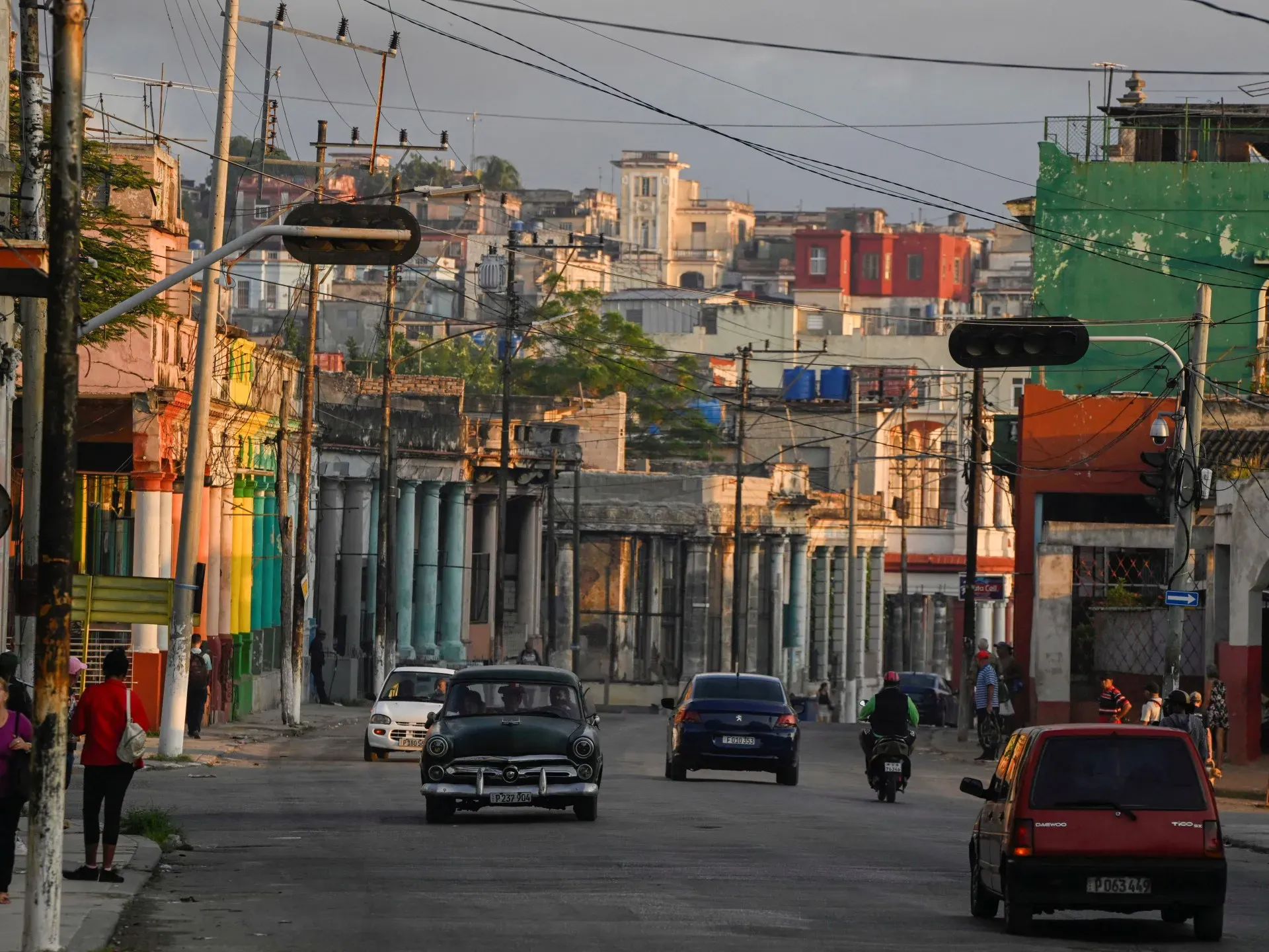 Western Cuba faces blackout as government seeks to update energy grid