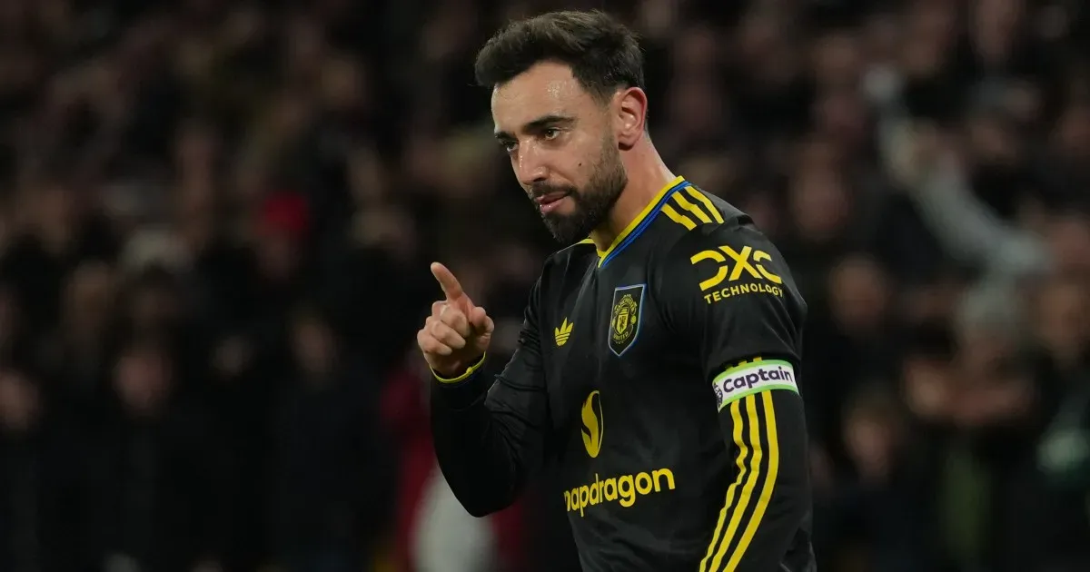 Fernandes, Manchester United crush Wolves, go sixth on ladder